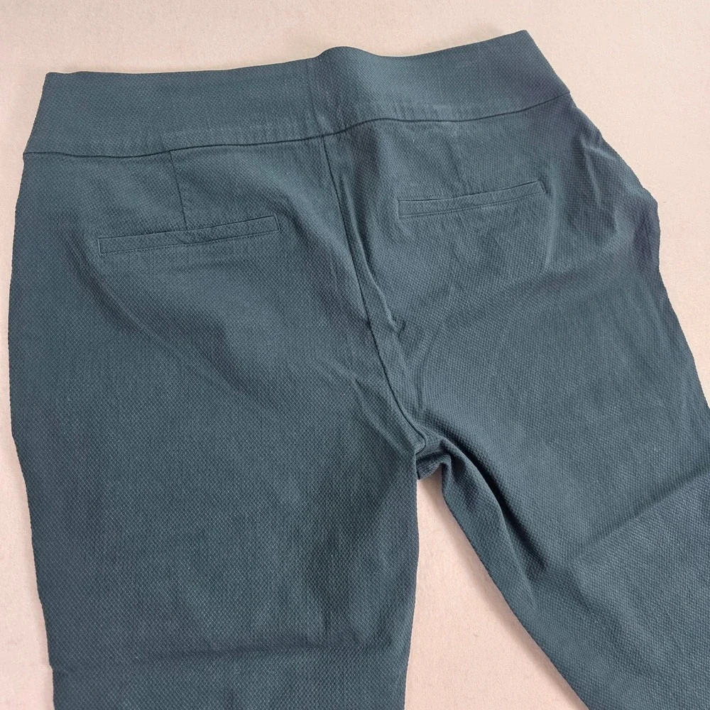 Maurices Women 18W‎ Dress Pants Dark Green Excellent Textured Pull On Tapered